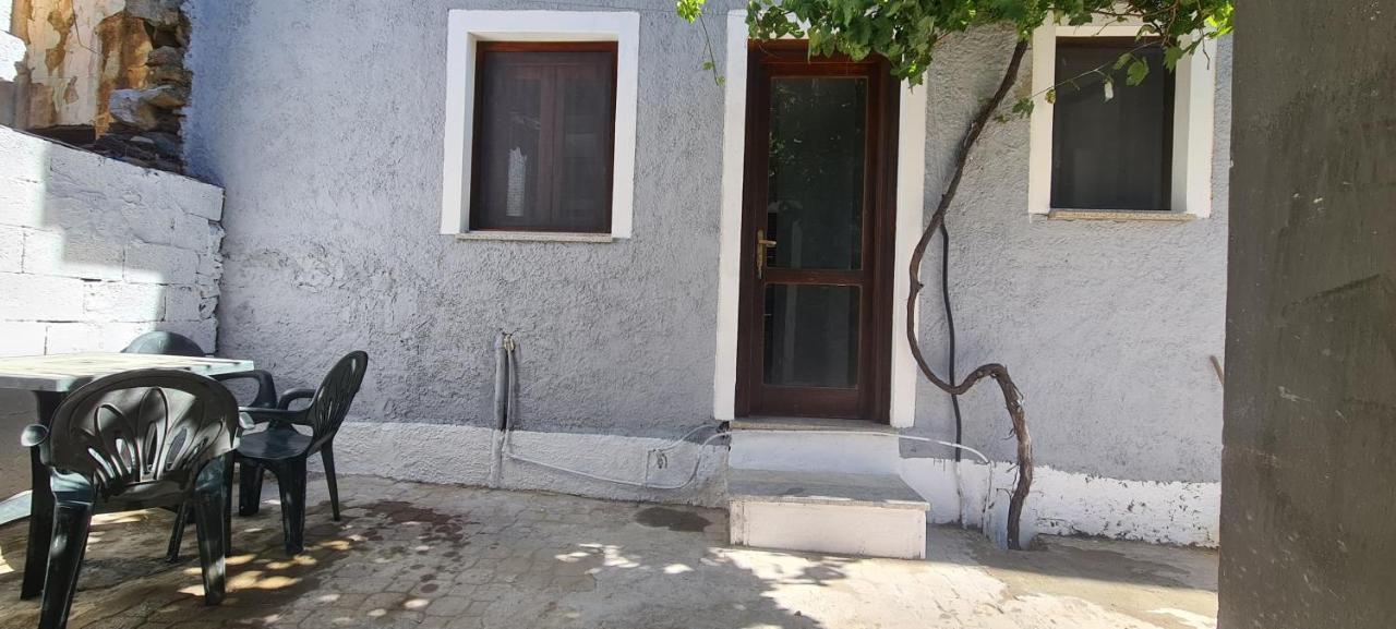 Вилла Holiday House In Синискола Экстерьер фото